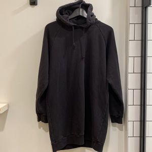 Aritzia TNA oversized hooded sweater dress